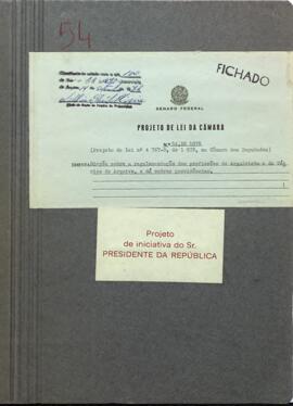 1978 - Projeto de Lei que regulamenta as profissões de arquivista e de técnico de arquivo
